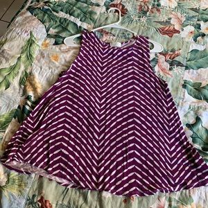 Hourglass Lily purple tank top